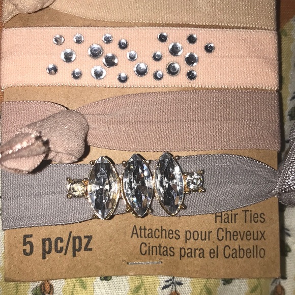 Hair ties - Picture 3 of 7